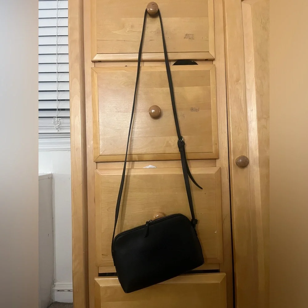 PURSE!!!💕 - Picture 2 of 2